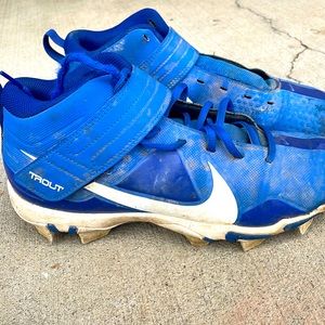 Mike trouts Baseball cleats 7.5US
